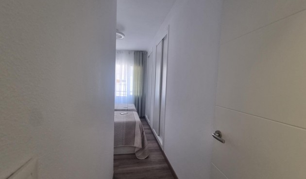 Brukt - Apartment -
Torrevieja - Estacion De Autobuses