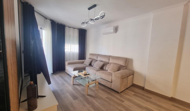 Brukt - Apartment -
Torrevieja - Estacion De Autobuses