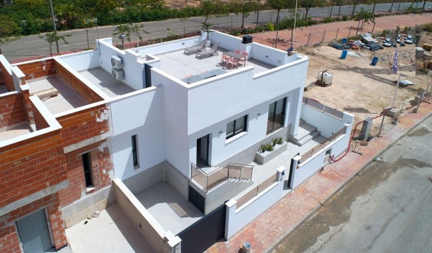 Nybyggnation - Villa -
Sucina