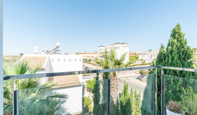 Brukt - Toppleilighet -
Villamartin - Costa Blanca