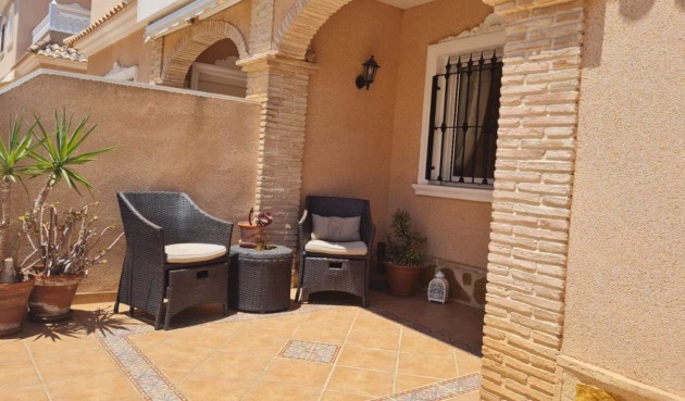 Brukt - Villa -
Orihuela Costa - Costa Blanca
