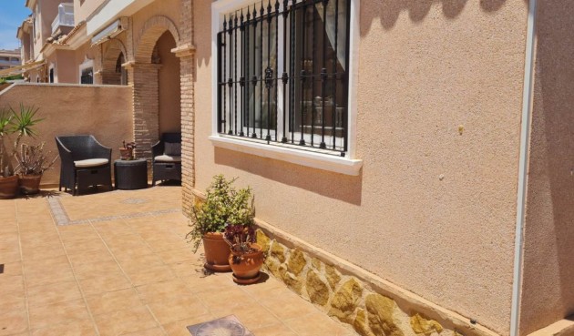Brukt - Villa -
Orihuela Costa - Costa Blanca