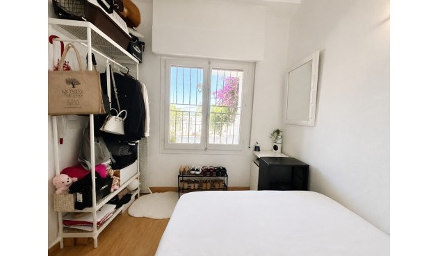 Brukt - Apartment -
Cabo Roig - Costa Blanca
