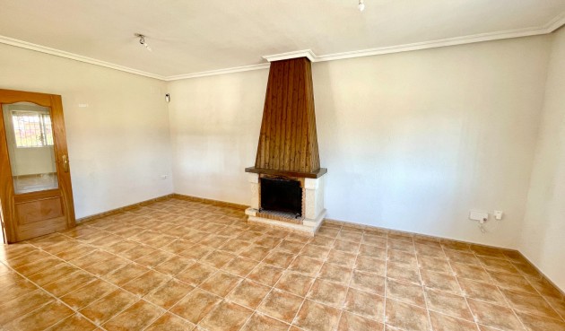 Brukt - Villa -
Catral - Costa Blanca