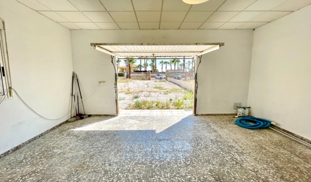 Brukt - Villa -
Catral - Costa Blanca