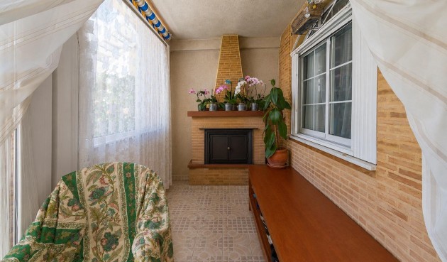 Brukt - Bungalow -
Torrevieja - Torretas