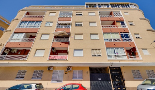 Brukt - Apartment -
Torrevieja - Estacion De Autobuses