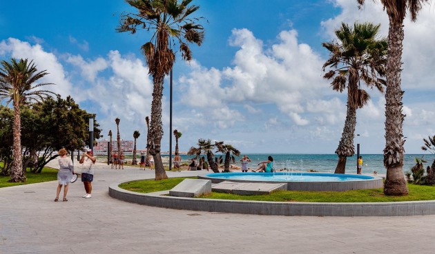 Brukt - Apartment -
Torrevieja - Estacion De Autobuses