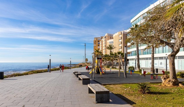 Brukt - Apartment -
Torrevieja - Estacion De Autobuses