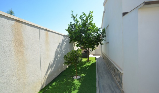 Brukt - Villa -
Ciudad Quesada - Costa Blanca