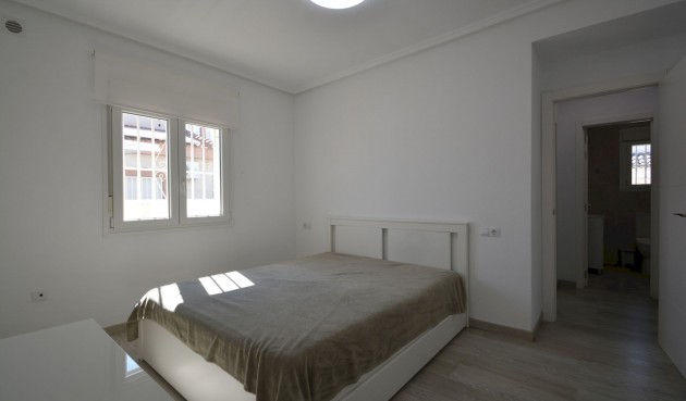 Brukt - Villa -
Ciudad Quesada - Costa Blanca