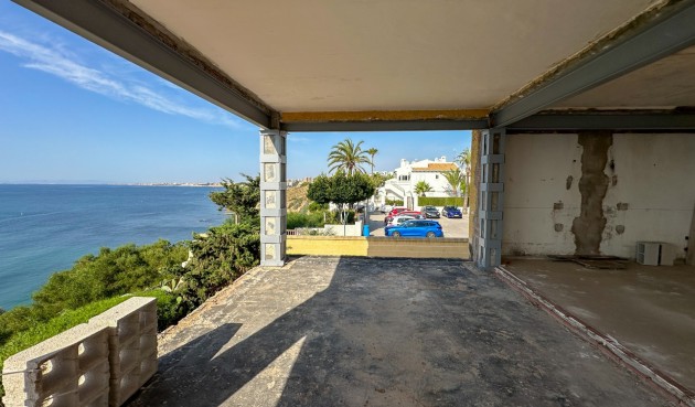 Brukt - Villa -
Cabo Roig - Costa Blanca