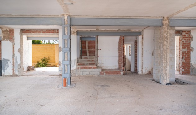 Brukt - Villa -
Cabo Roig - Costa Blanca