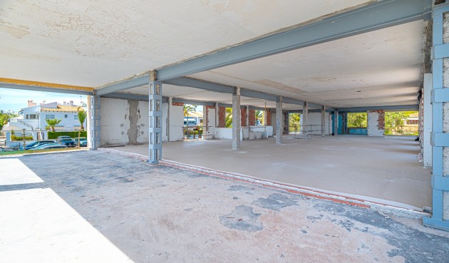 Brukt - Villa -
Cabo Roig - Costa Blanca