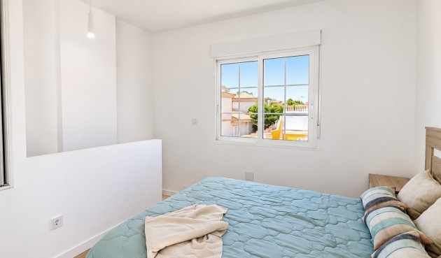Brukt - Town House -
Orihuela Costa - Costa Blanca