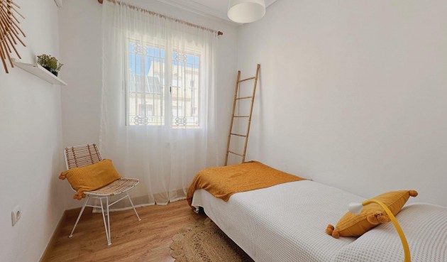 Brukt - Semi Detached -
Orihuela Costa - La Zenia