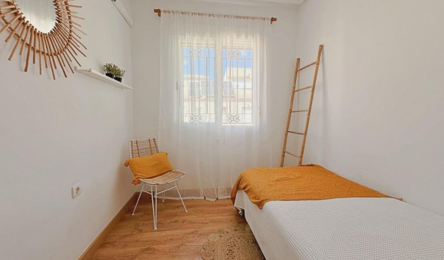 Brukt - Semi Detached -
Orihuela Costa - La Zenia