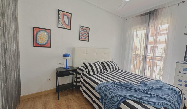 Brukt - Semi Detached -
Orihuela Costa - La Zenia