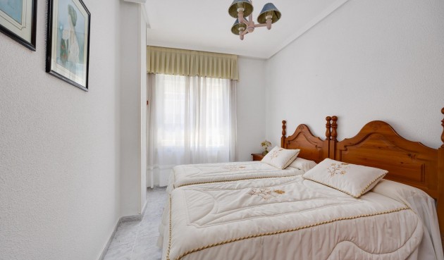 Brukt - Apartment -
Torrevieja - Antonio Machado