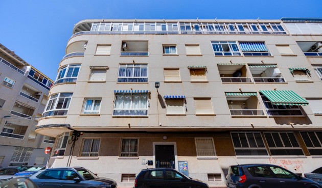Brukt - Apartment -
Torrevieja - Antonio Machado