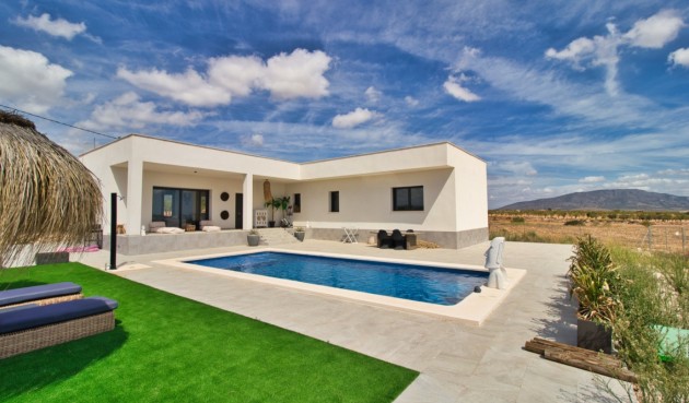 Brukt - Villa -
Pinoso - Inland