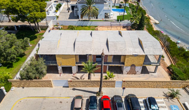 Brukt - Villa -
Orihuela Costa - Costa Blanca