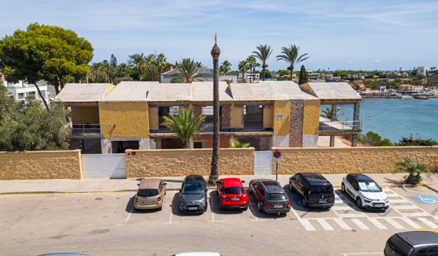 Brukt - Villa -
Orihuela Costa - Costa Blanca