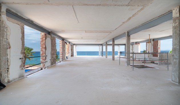 Brukt - Villa -
Orihuela Costa - Costa Blanca