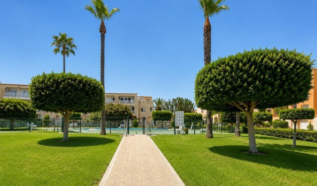 Brukt - Bungalow -
Torrevieja - La Mata