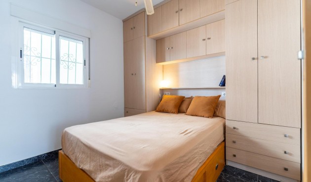 Brukt - Apartment -
Torrevieja - El Acequión - Los Náufragos
