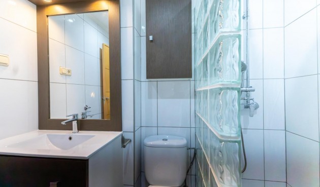 Brukt - Apartment -
Torrevieja - El Acequión - Los Náufragos