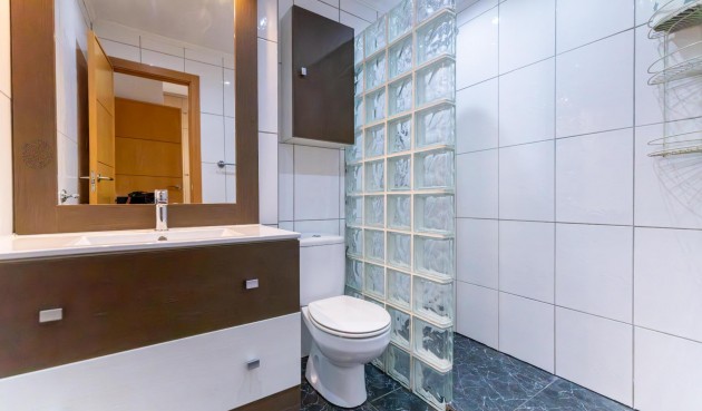 Brukt - Apartment -
Torrevieja - El Acequión - Los Náufragos