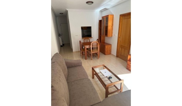 Brukt - Apartment -
Torrevieja - Centro