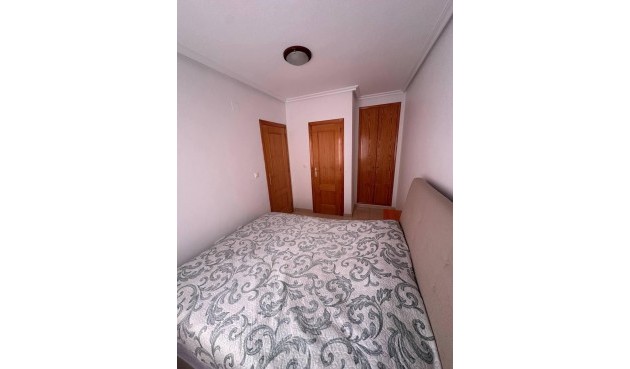 Brukt - Apartment -
Torrevieja - Centro