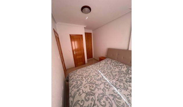 Brukt - Apartment -
Torrevieja - Centro