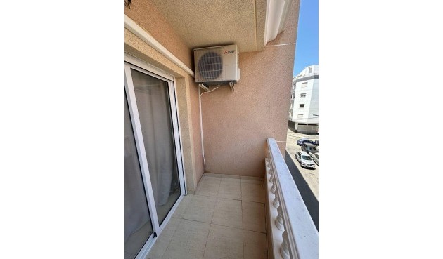 Brukt - Apartment -
Torrevieja - Centro