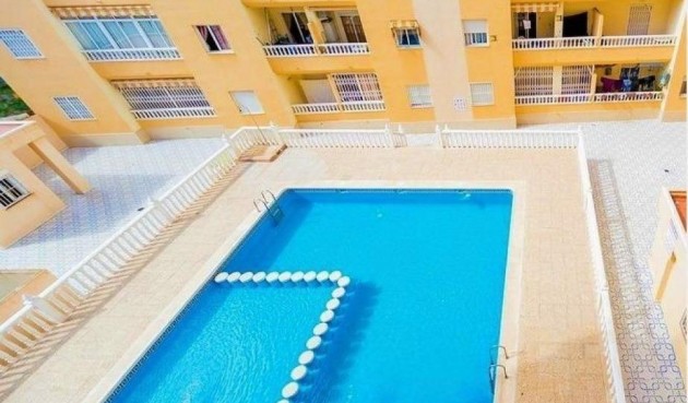 Brukt - Apartment -
Torrevieja - Centro