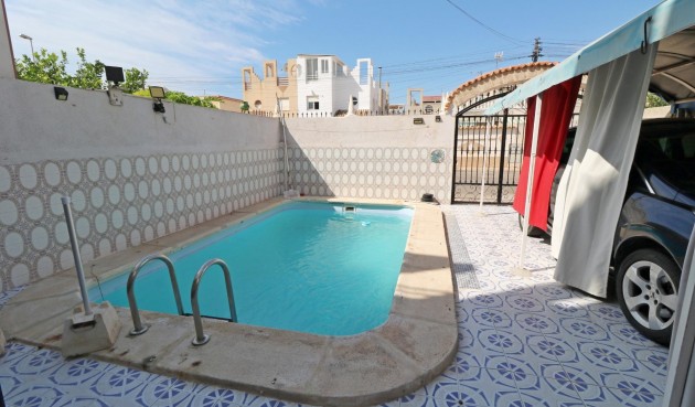 Brukt - Quad House -
Torrevieja - Torretas
