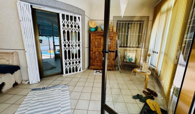 Brukt - Villa -
Torrevieja - La Siesta - El Salado - Torreta