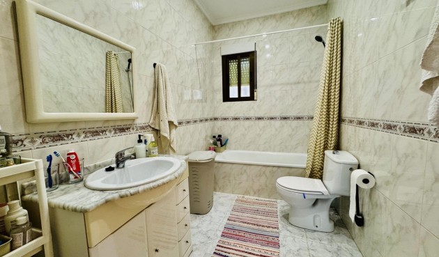Brukt - Villa -
Torrevieja - La Siesta - El Salado - Torreta