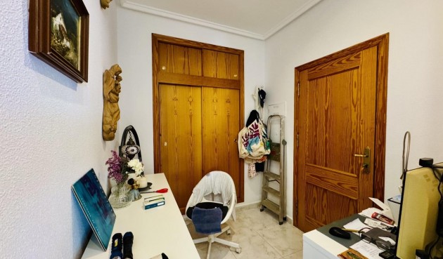 Brukt - Villa -
Torrevieja - La Siesta - El Salado - Torreta