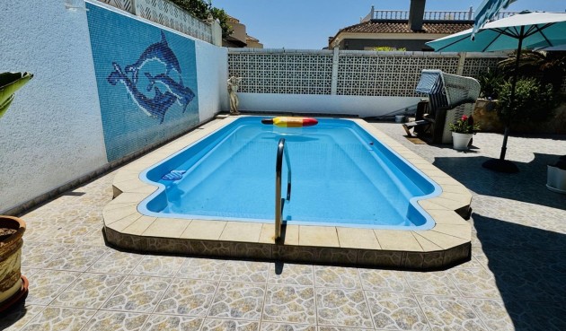 Brukt - Villa -
Torrevieja - La Siesta - El Salado - Torreta