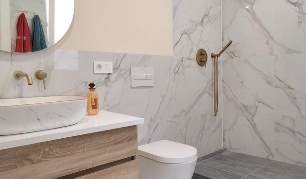 Brukt - Apartment -
Torrevieja - Acequion