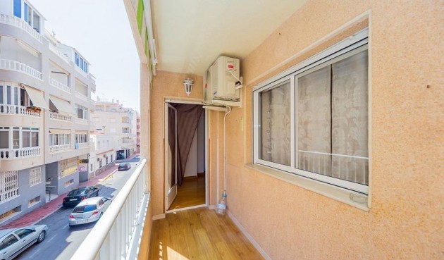 Återförsäljning - Apartment -
Torrevieja - Playa del Cura