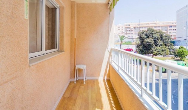 Återförsäljning - Apartment -
Torrevieja - Playa del Cura