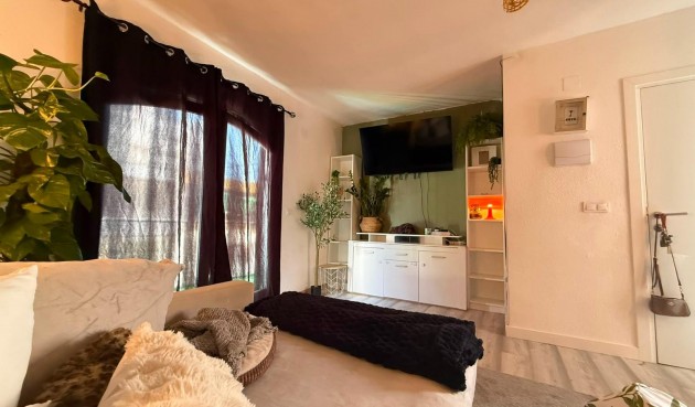 Brukt - Bungalow -
Torrevieja - Playa del Cura