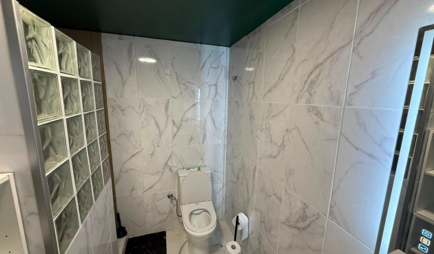 Brukt - Bungalow -
Torrevieja - Playa del Cura