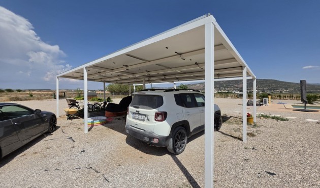Resale - Villa -
Pinoso - Inland