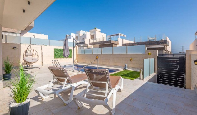 Brukt - Villa -
Orihuela Costa - Costa Blanca
