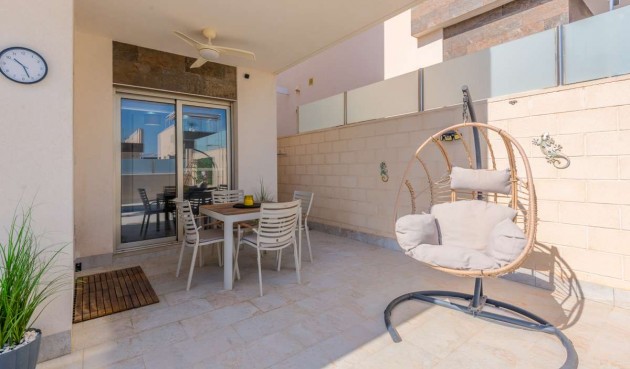 Brukt - Villa -
Orihuela Costa - Costa Blanca